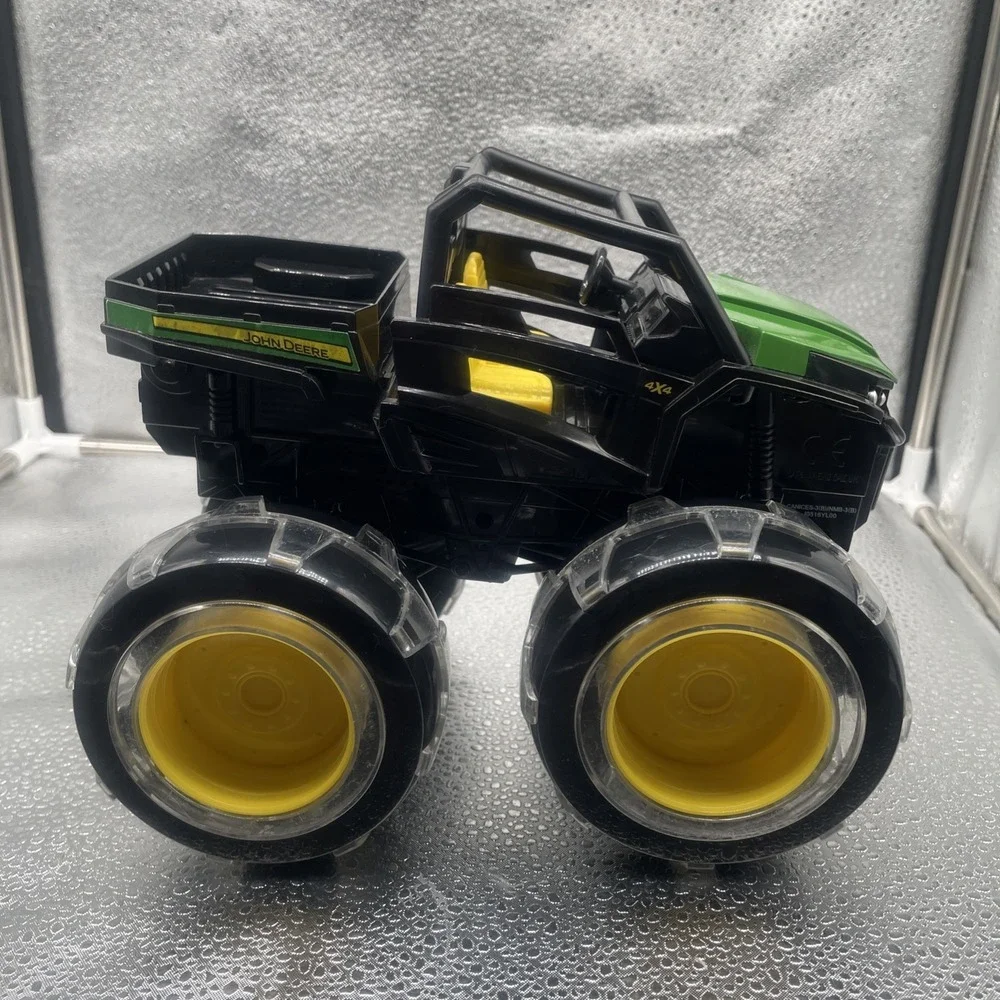 RSX Buggy‎ Green 4x4 Monster Light Up Wheels 8